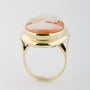 Gouden ring met camée