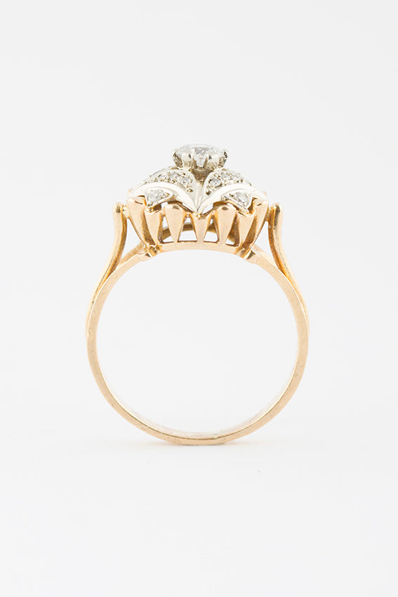 Gouden entourage ring met briljant en diamant