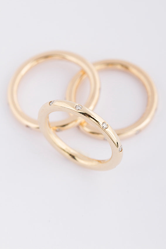 3 stuks gouden alliance ringen met briljant