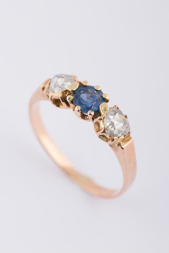 Antique row ring with sapphire and diamond