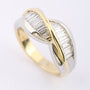 Wit/geel gouden ring met baguette geslepen diamanten