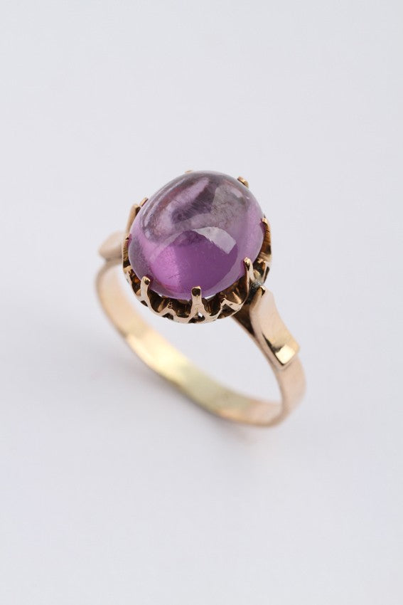 Gouden ring met synth. korund