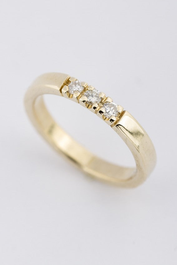 Gouden rij ring met briljanten