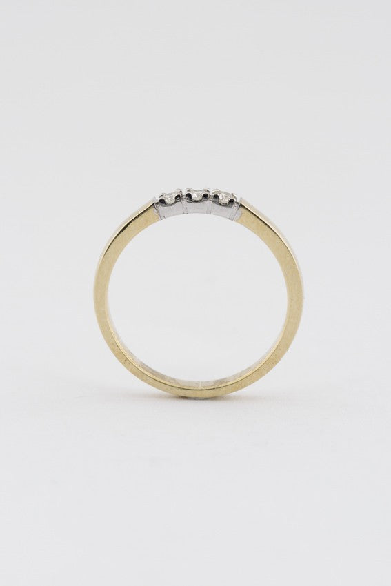 Gouden rij ring met 3 briljanten