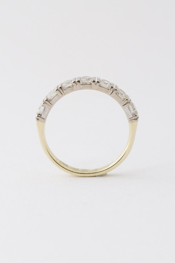 Gouden rij ring met 7 briljanten