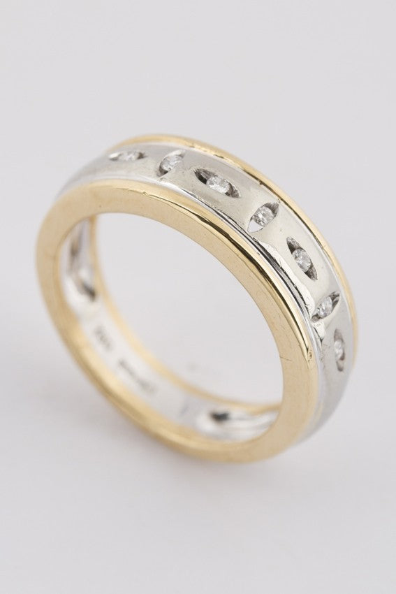 Wit/geel gouden band ring met briljanten