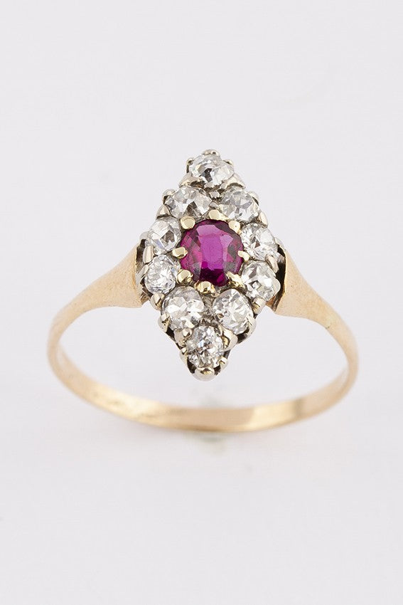 Gouden markies ring met robijn en briljanten