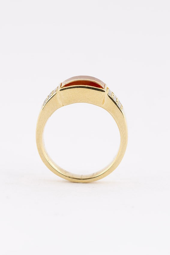 Gold band ring with faceted citrine and brilliants