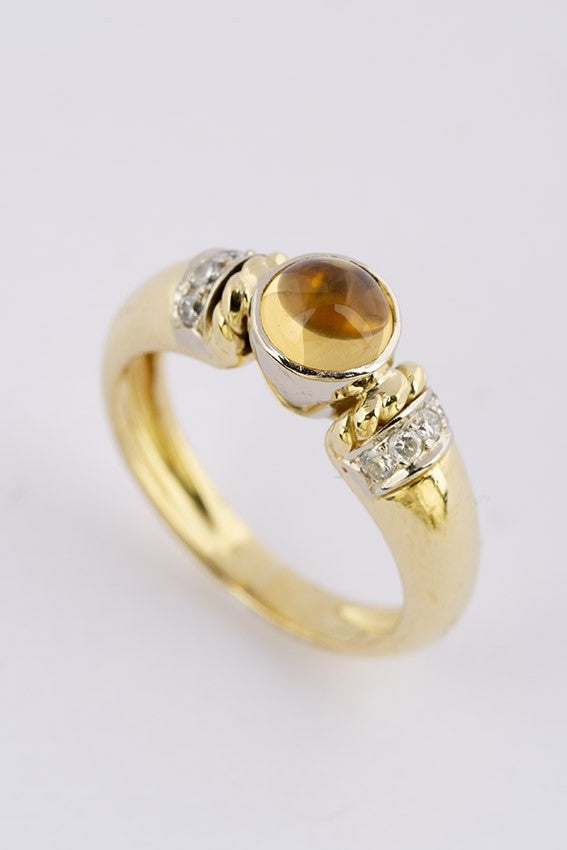 Gouden band ring met citrien en briljanten