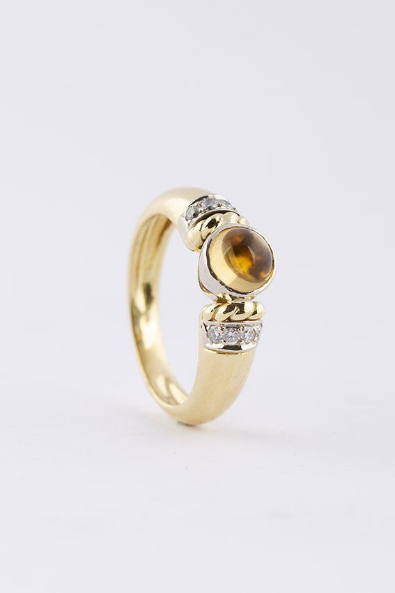 Gouden band ring met citrien en briljanten