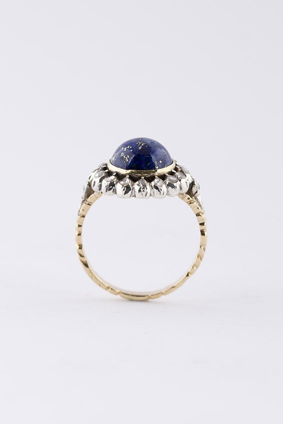 Gouden ring met lapis lazuli en diamanten