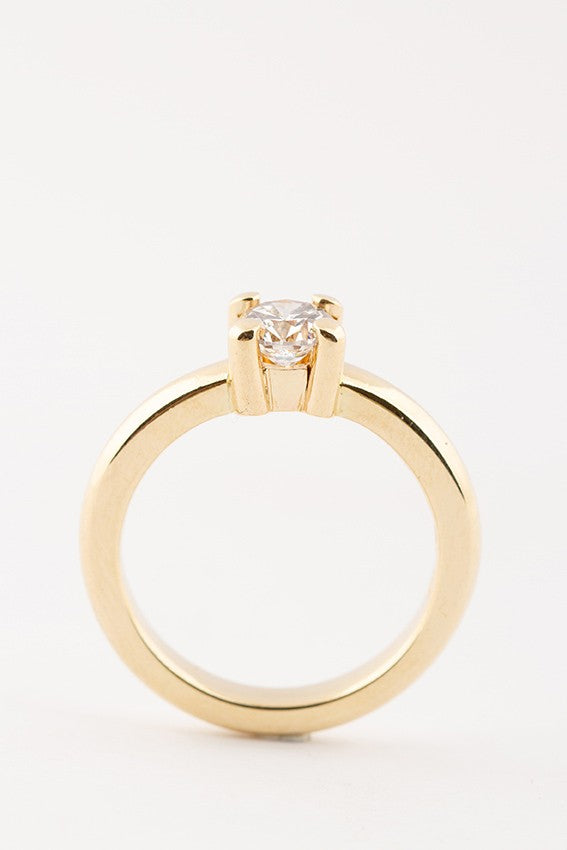 Gouden solitair ring