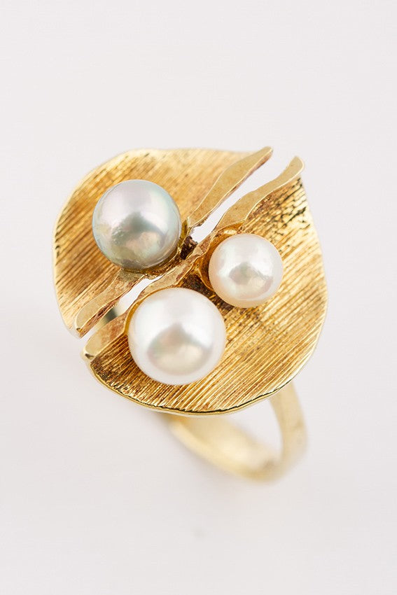 Gouden ring met 3 cultivé parels