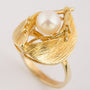 Gold ring with cultured pearl