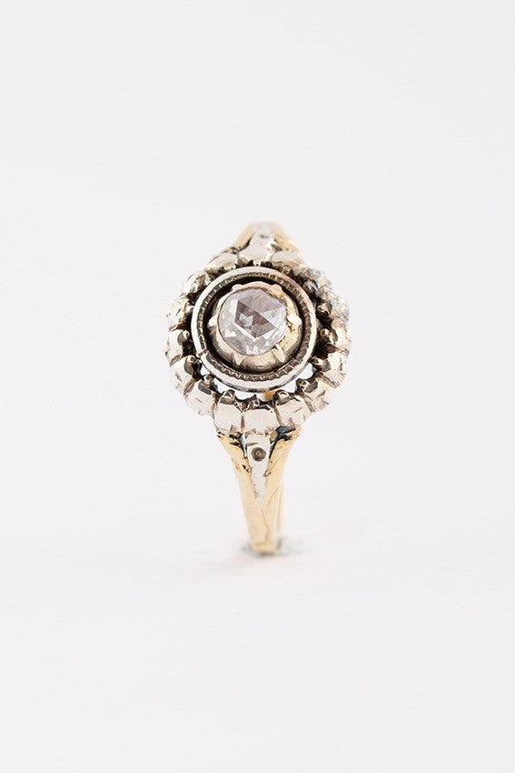 Gouden ring met een roos geslepen diamant