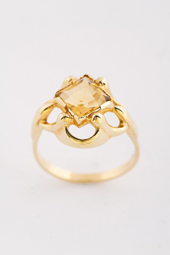 Gold ring with citrine