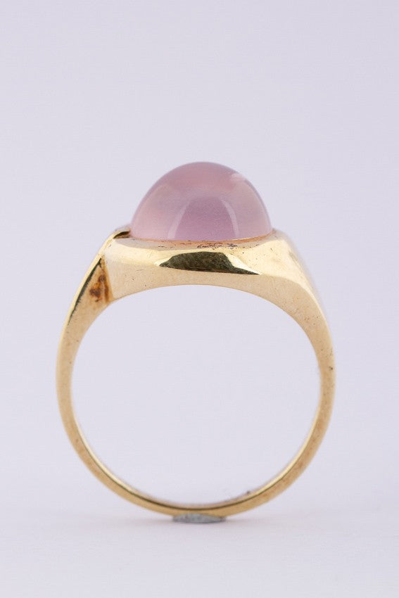 Gouden ring met rosekwarts