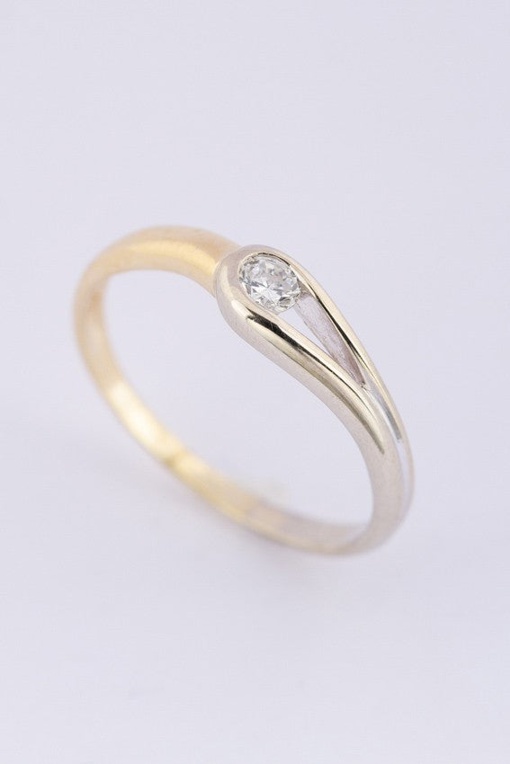 Wit/geel gouden slag ring met briljant