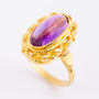 22 carat gold ring with cabochon-cut amethyst