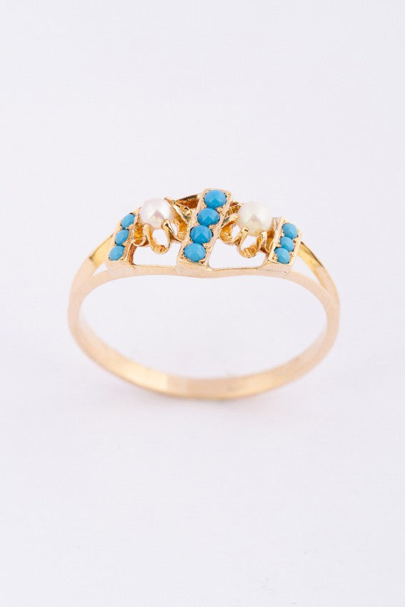 Antique gold ring with pearls and turquoise