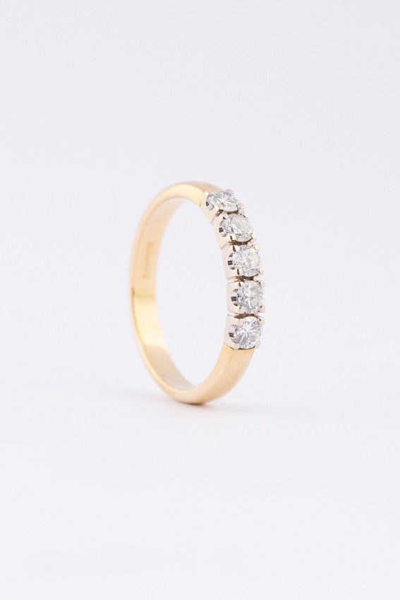 Gouden rij ring met 5 briljanten