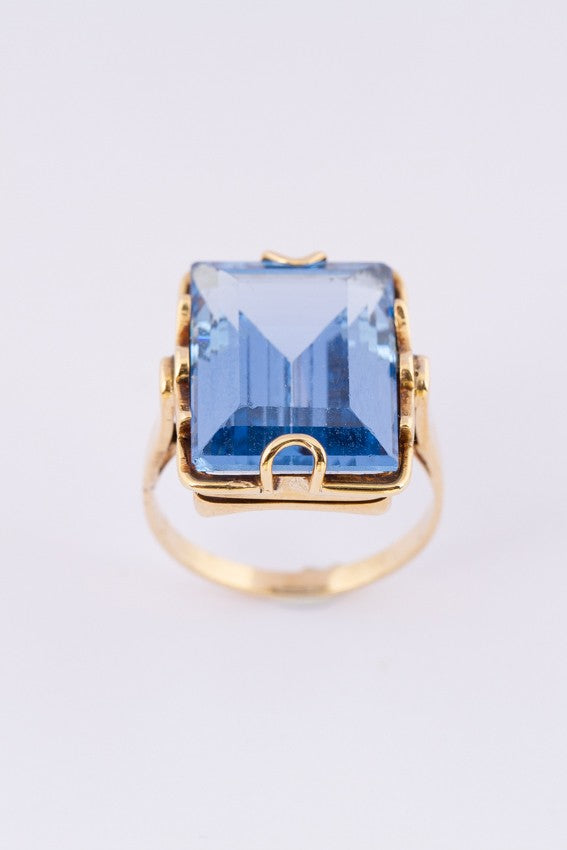 Gouden ring met spinel