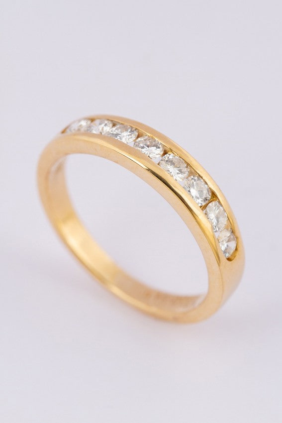 Gouden rij ring met 8 briljanten