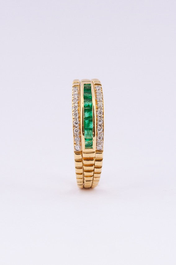 Gouden ring met briljant en smaragd