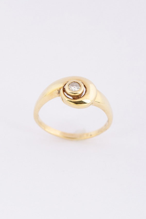 Gouden ring met een briljant (0.05 ct.)
