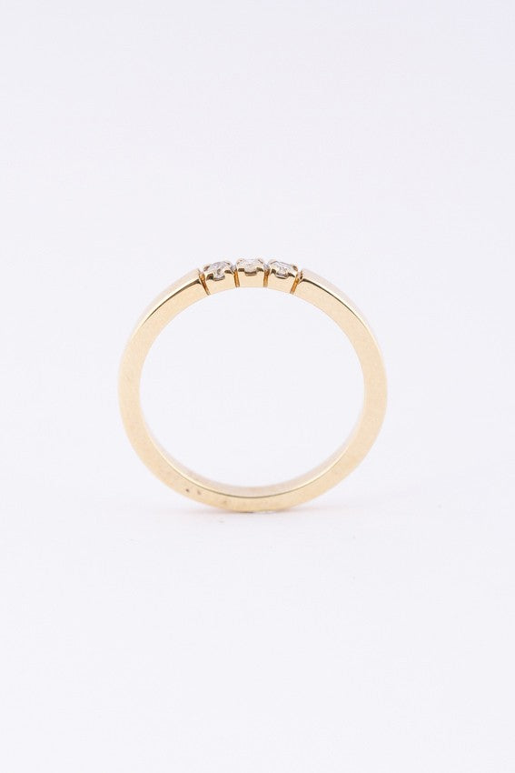 Gouden rijring met 3 briljanten