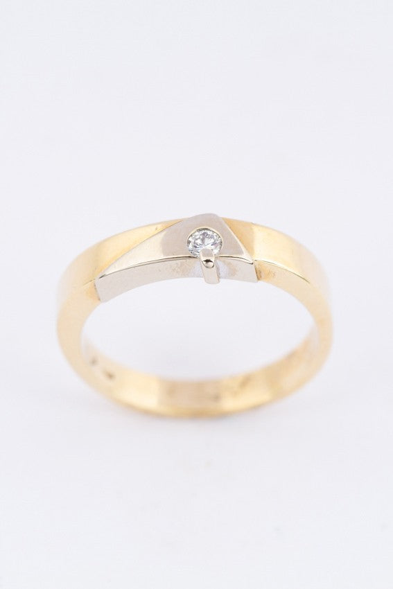 Wit/geel gouden ring met een briljant