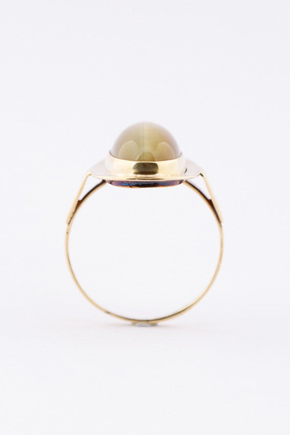 Gouden ring met een Chrysoberyl kattenoog
