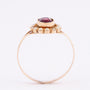 Antieke gouden entourage ring met parels en granaat