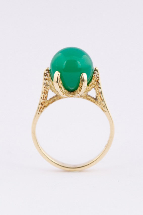 Gouden ring met groen agaat