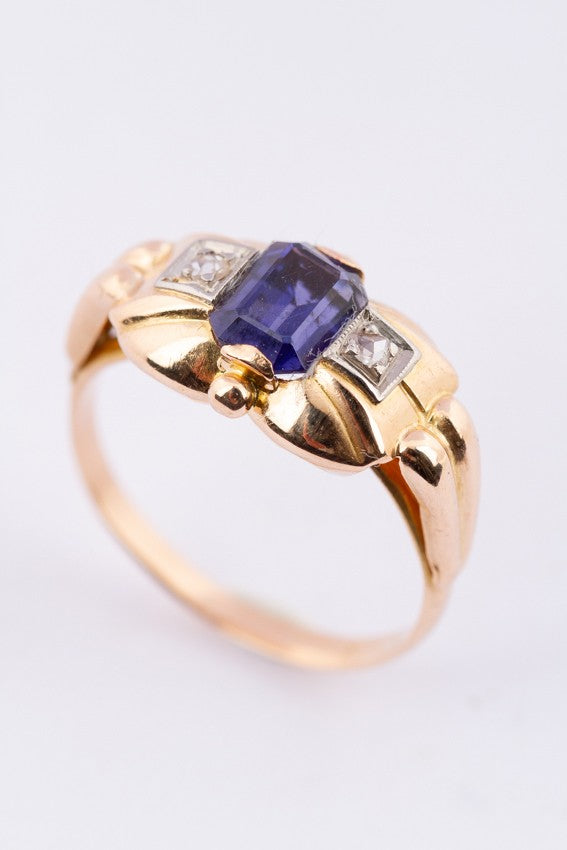 Gold ring with iolite and two diamonds. 1950s.