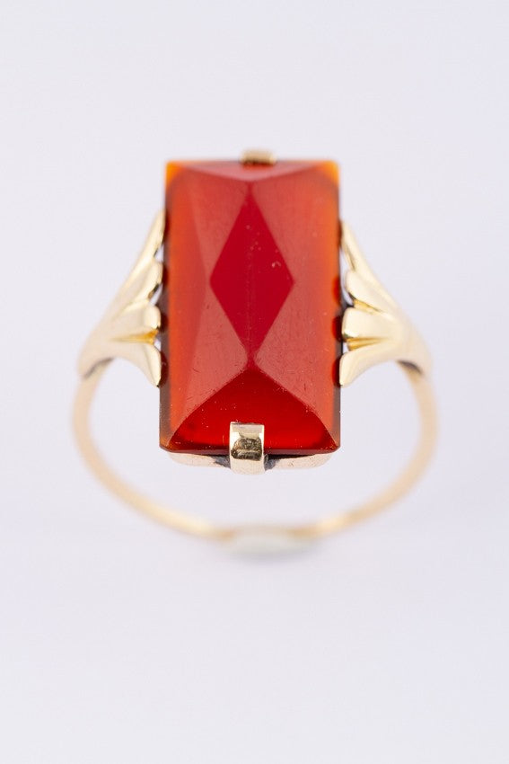 Gold ring with carnelian