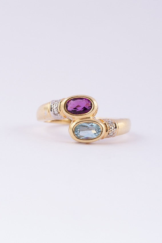 Gold ring with topaz, amethyst and diamonds