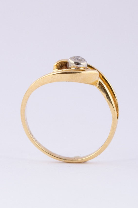 Gouden slag ring met een briljant