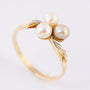 Gold ring with 3 pearls