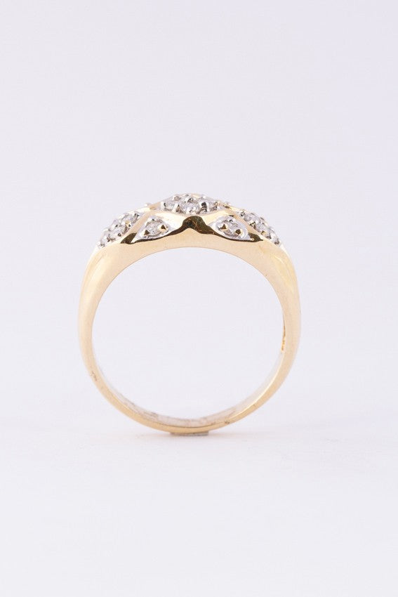 Gouden band ring met 16 briljanten
