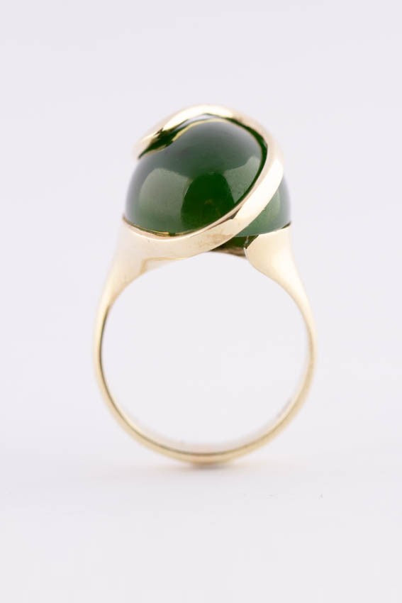 Gouden ring met jade