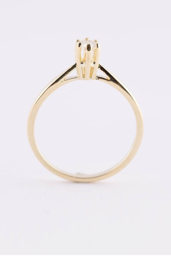 Gouden solitair ring met een briljant (ca. 0.10 ct.)