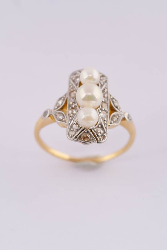Antieke gouden ring met parels en diamanten