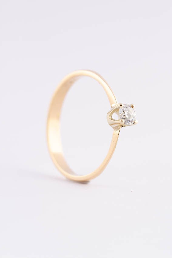Gouden solitair ring met briljant (0.25 ct)