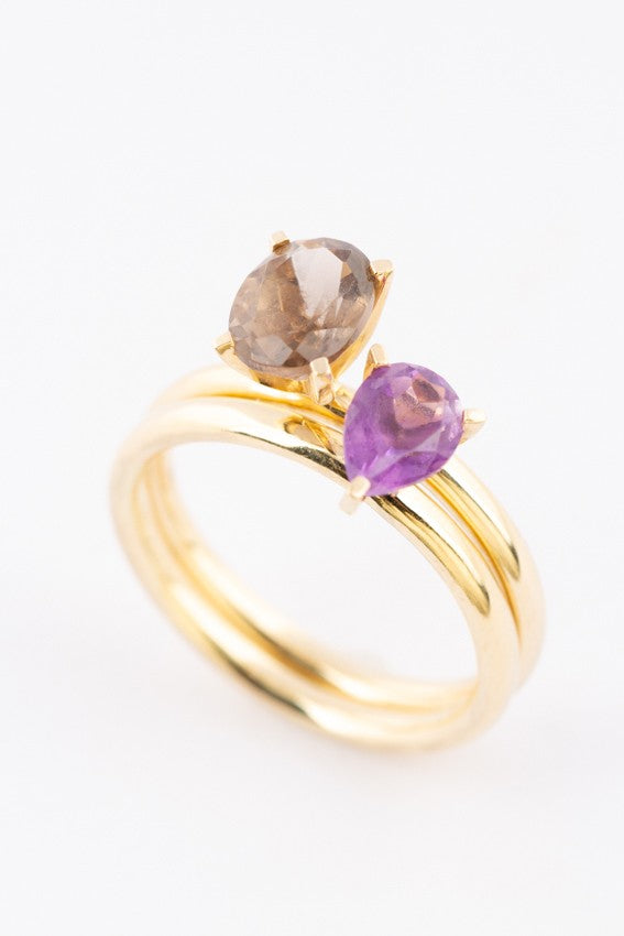Gold Zinzi rings with amethyst and smoky quartz
