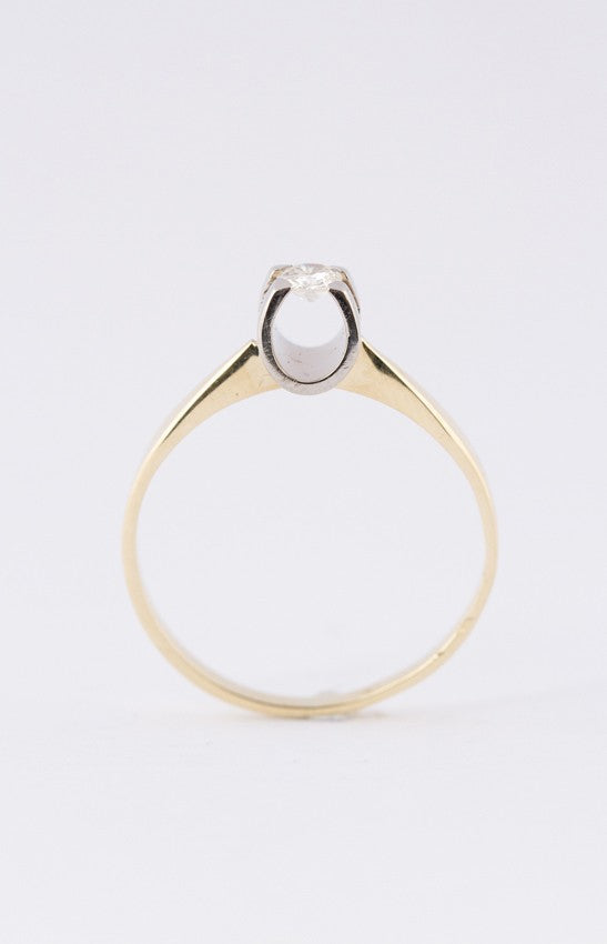 Wit/geel gouden solitair ring met een briljant