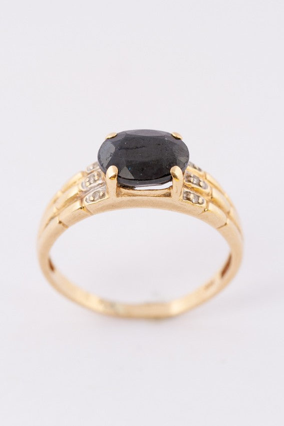 Gouden ring met saffier en 6 briljanten