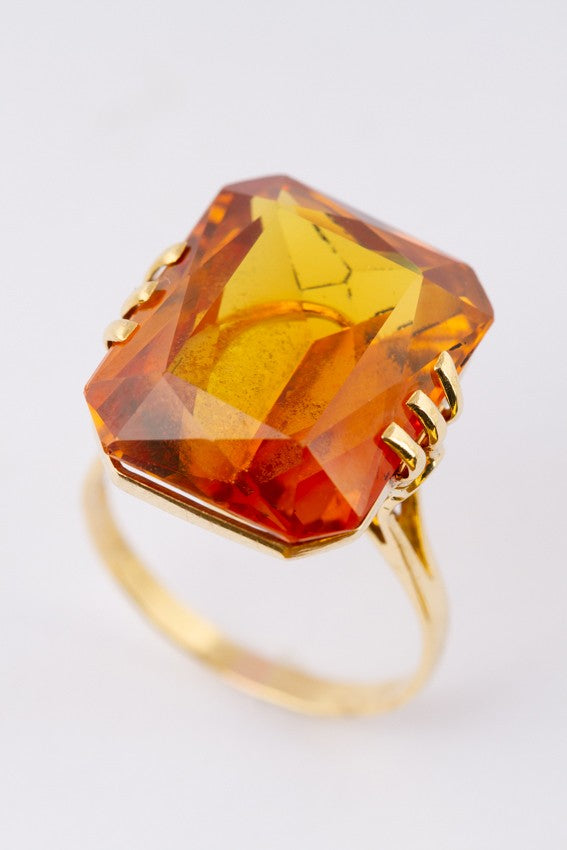 Gouden ring met citrien