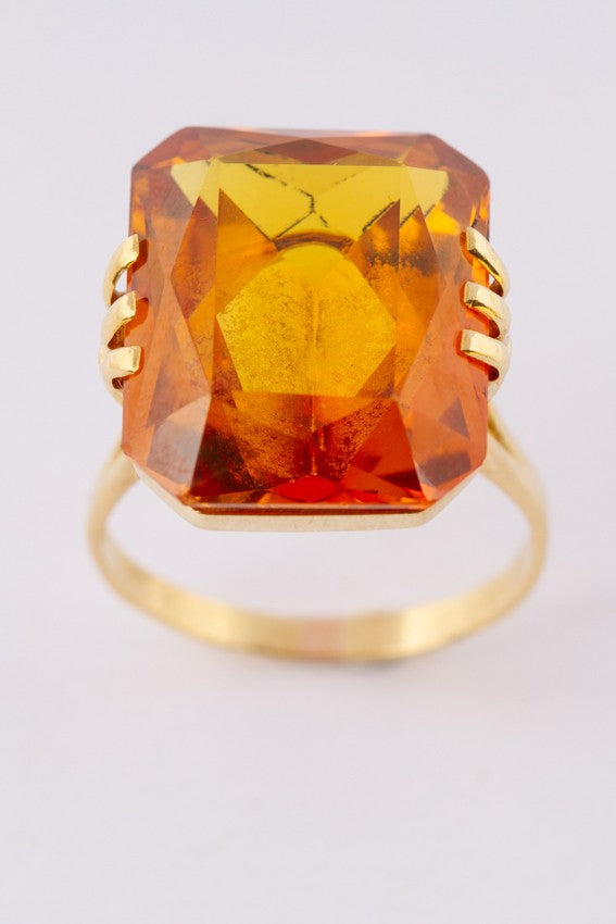 Gouden ring met citrien