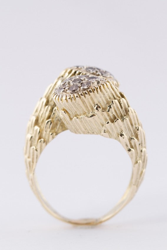 9 krt. slag ring met 14 briljanten